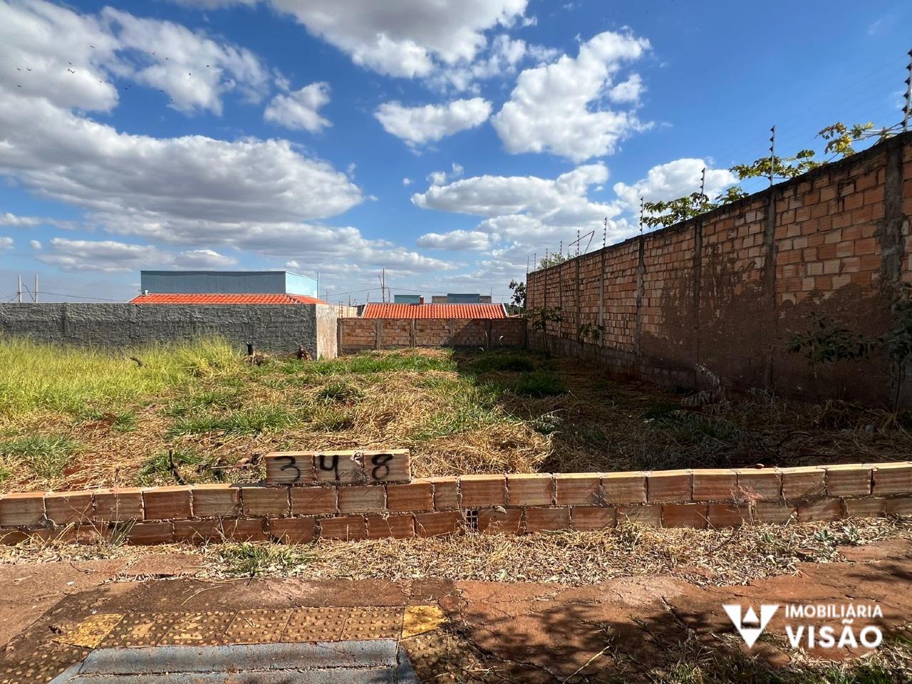 Terreno à venda no Parque das Laranjeiras II: 