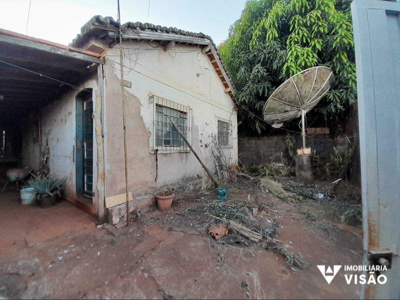 Casa à venda no Lourdes: 