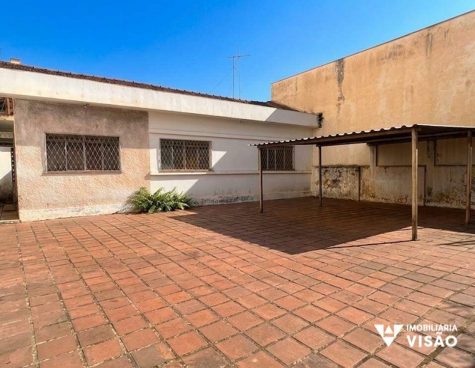 Terreno à venda no Centro: 