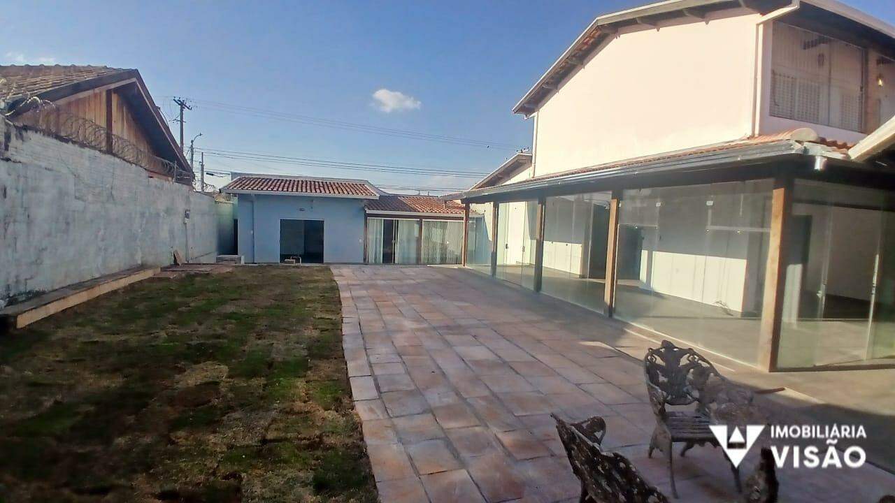 Casa para aluguel no Santa Marta: 