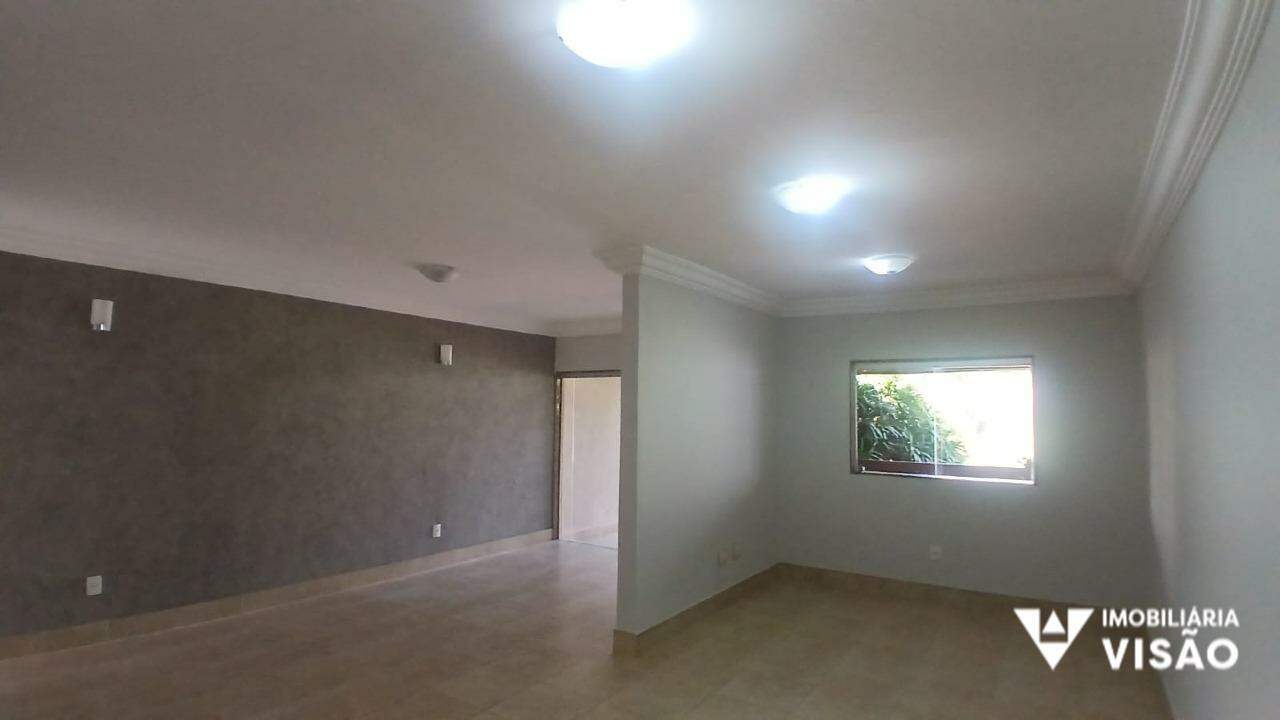 Casa para aluguel no Centro: 