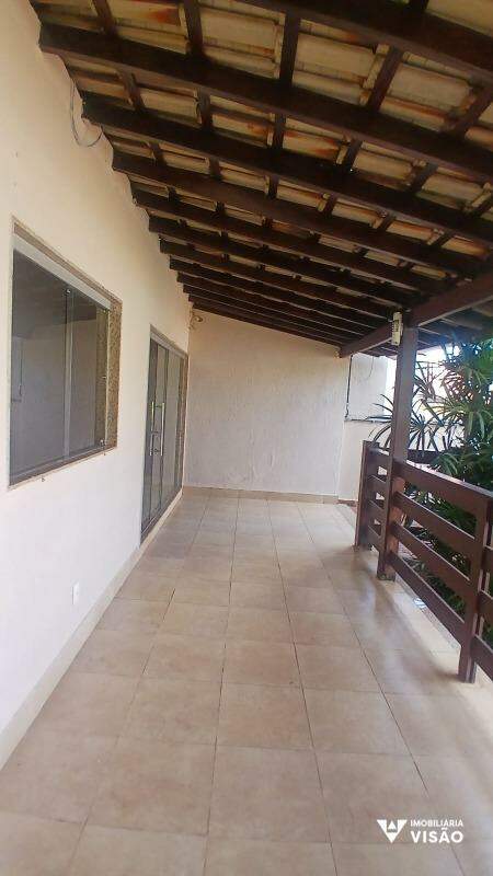 Casa para aluguel no Centro: 