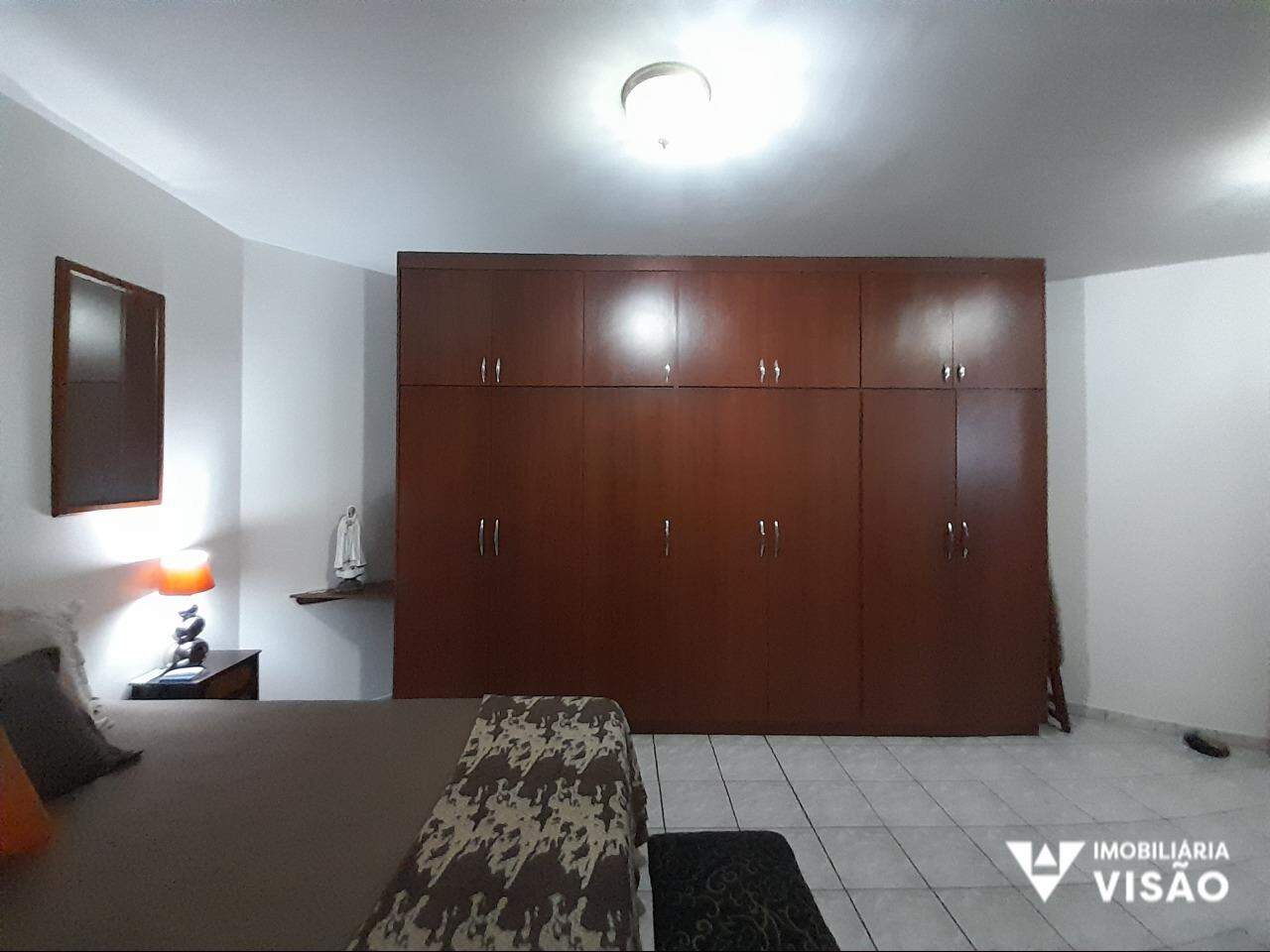 Casa à venda no Mercês: 