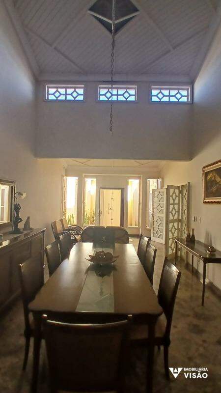 Casa para aluguel no Jardim Induberaba: 