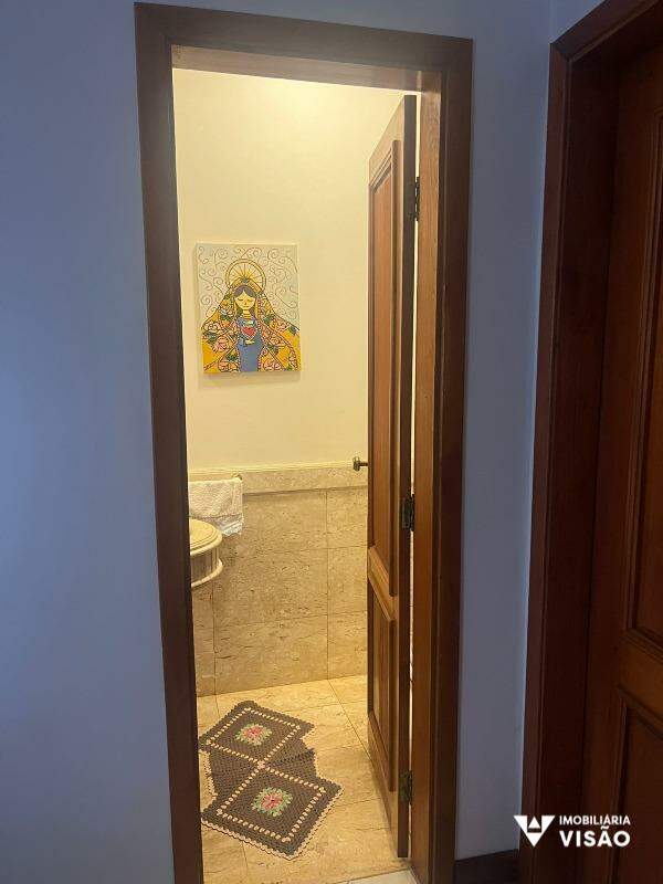 Casa à venda no Fabrício: 