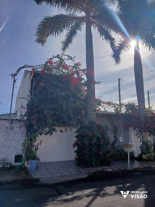 Casa à venda no Jardim Primavera: 