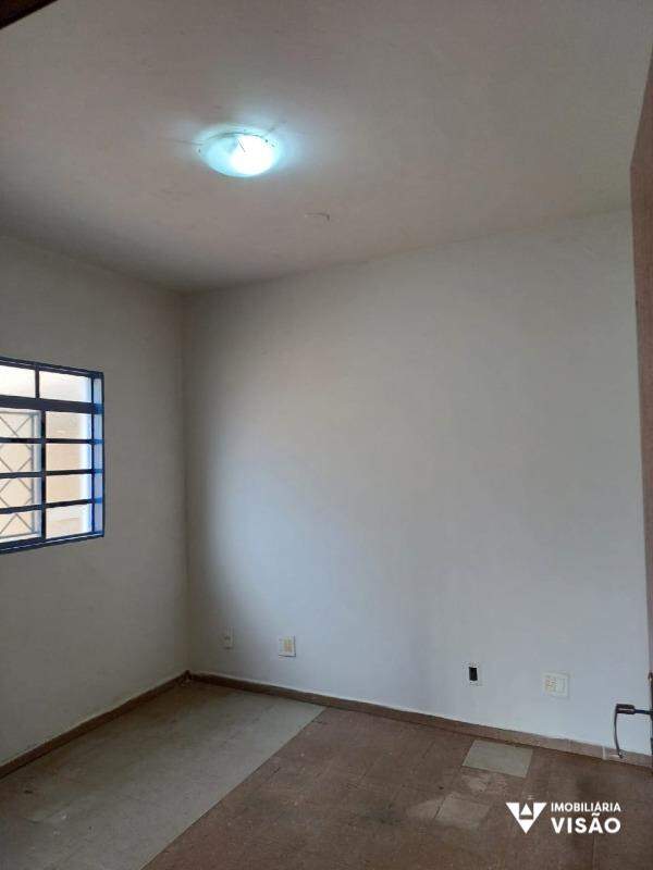 Casa à venda no Centro: 