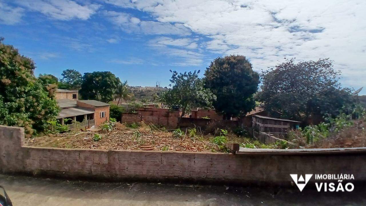 Terreno à venda no Jardim Uberaba: 