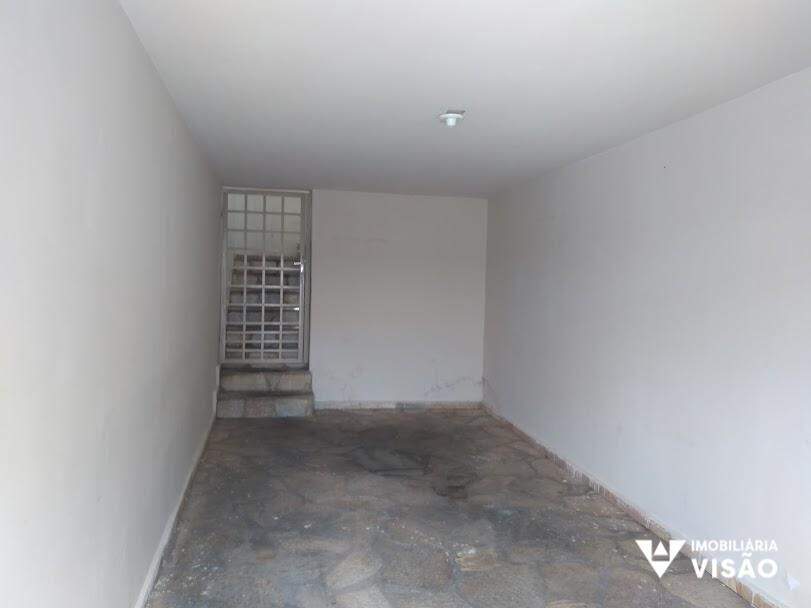 Casa à venda no Fabrício: 