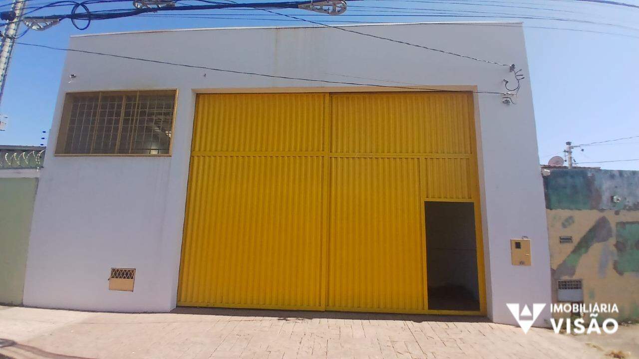 Galpão para aluguel no Oneida Mendes: 