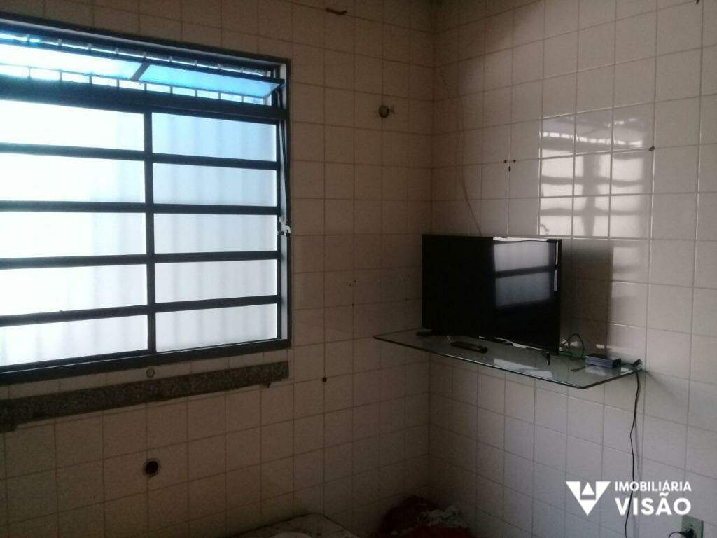 Casa à venda no Beija-Flor: 