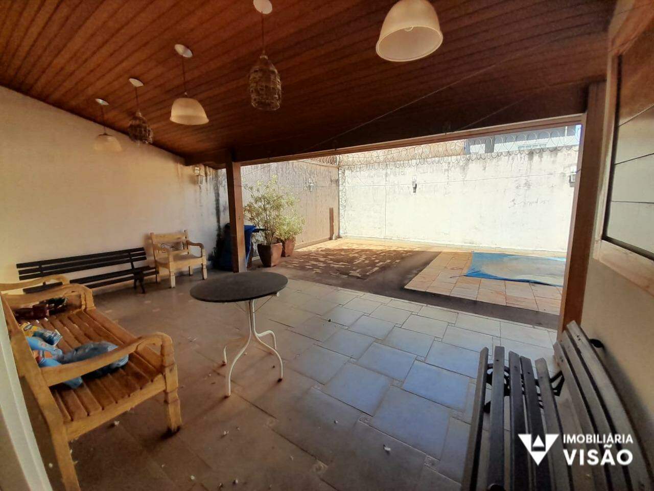Casa à venda no Jardim do Lago: 