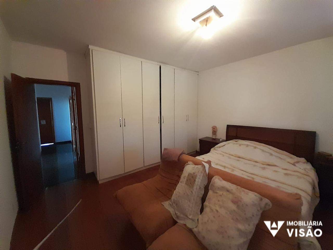 Casa à venda no Jardim do Lago: 