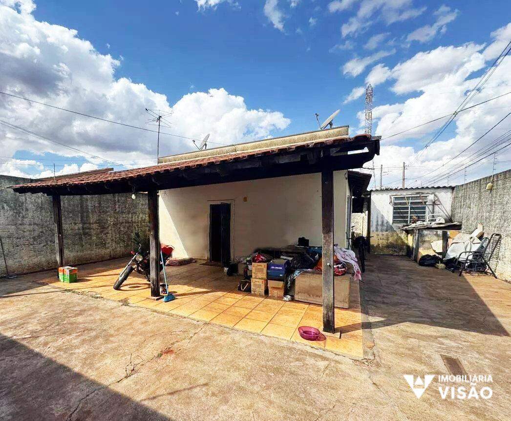 Casa à venda no BeijaFlor II: 