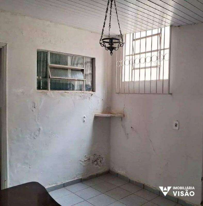 Casa à venda no Mercês: 