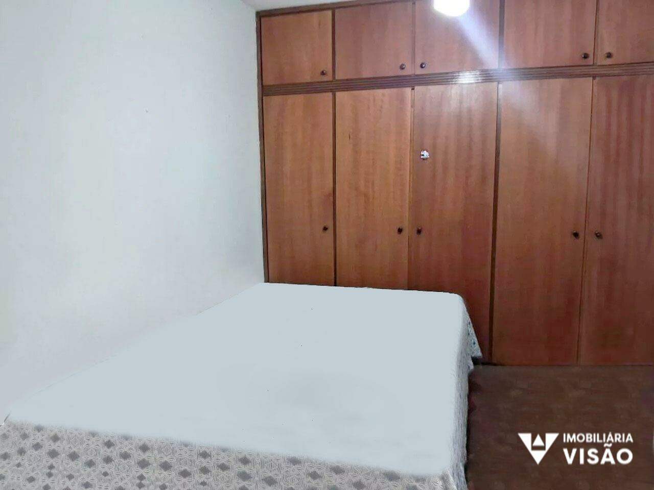 Casa à venda no Mercês: 