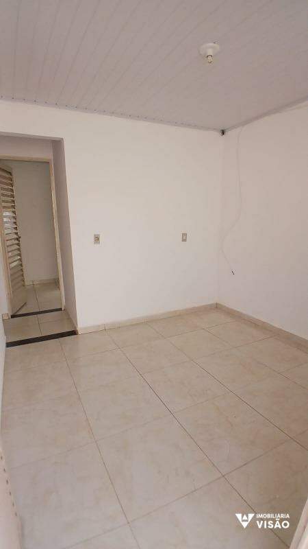Casa para aluguel no CONJUNTO UBERABA I: 