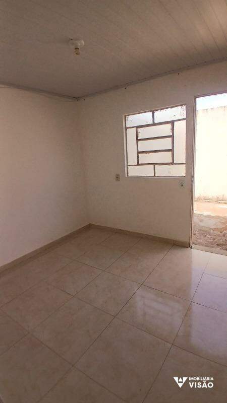 Casa para aluguel no CONJUNTO UBERABA I: 