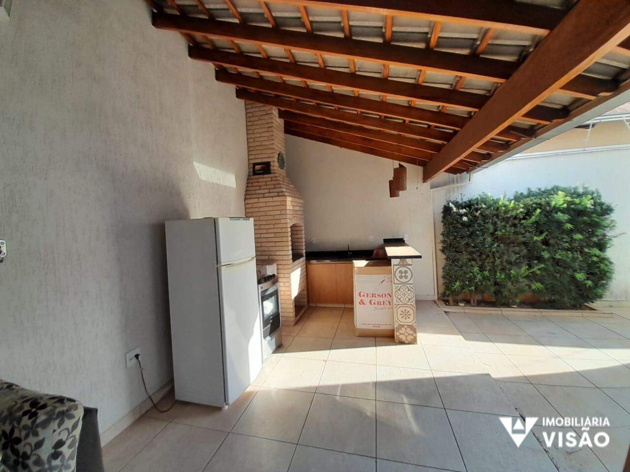 Casa à venda no Jardim Nenê Gomes: 
