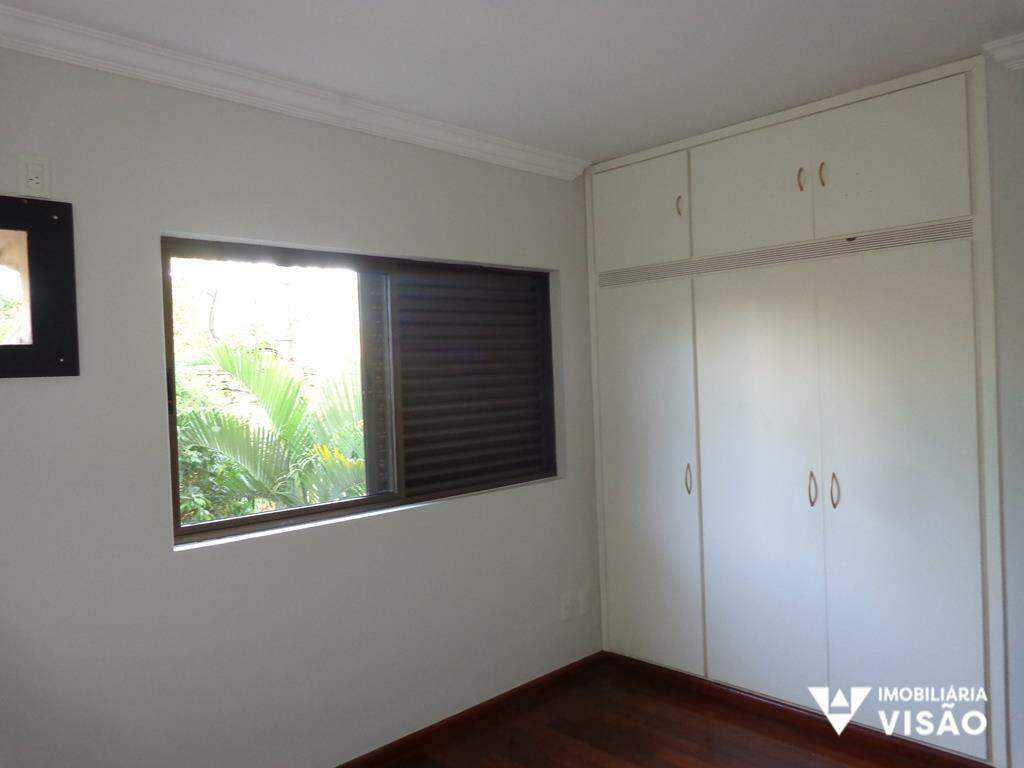Apartamento à venda no Mercês: 