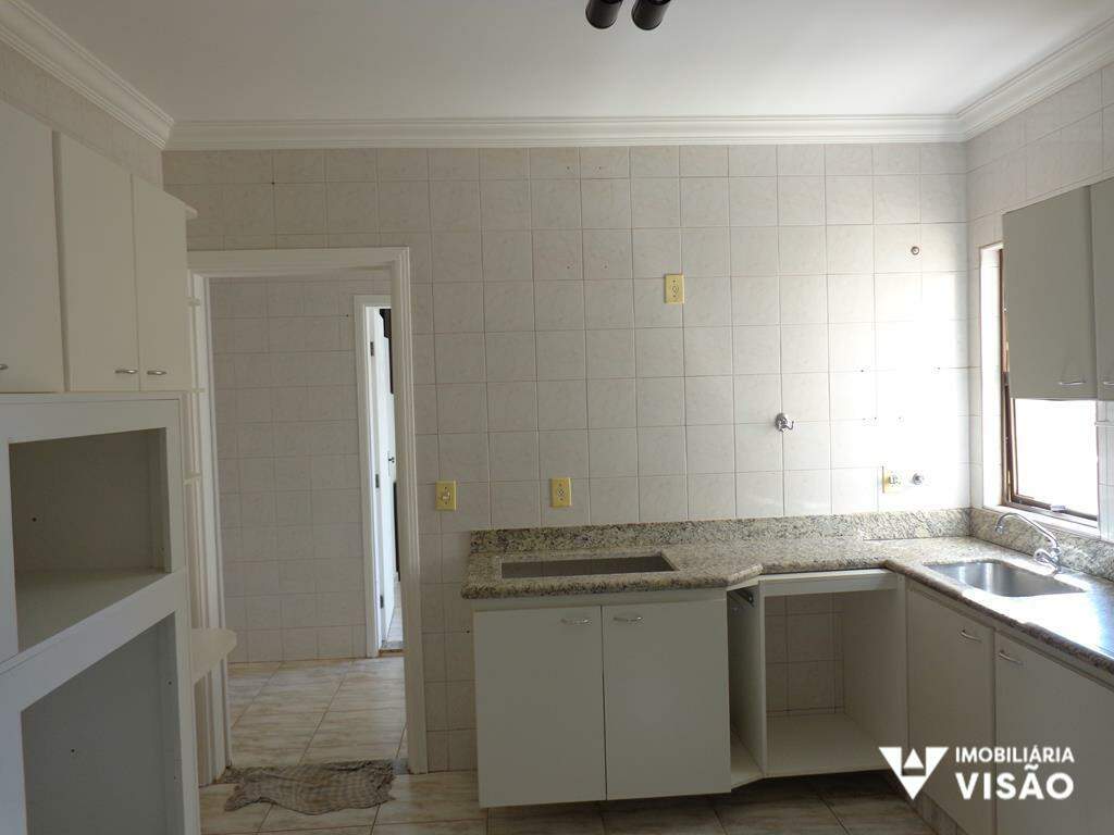 Apartamento à venda no Mercês: 