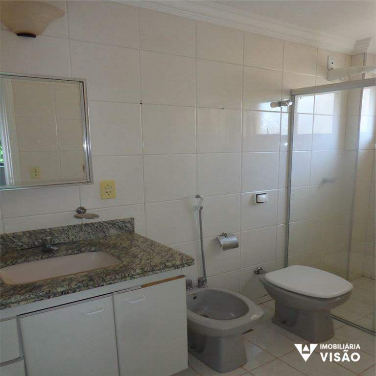 Apartamento à venda no Mercês: 