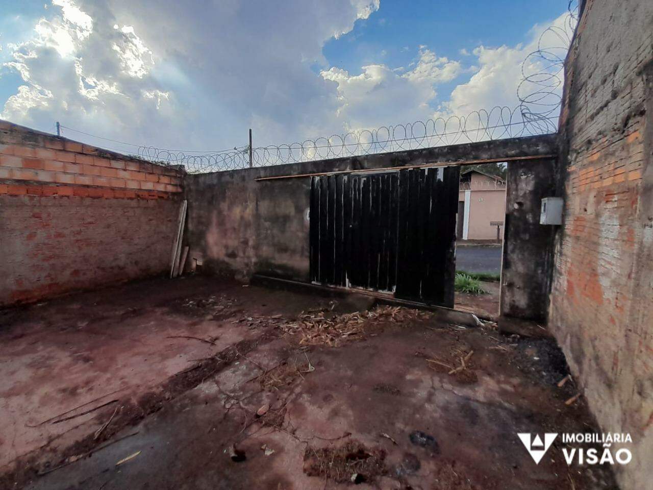 Casa à venda no Conjunto Antônio Barbosa de Souza: 