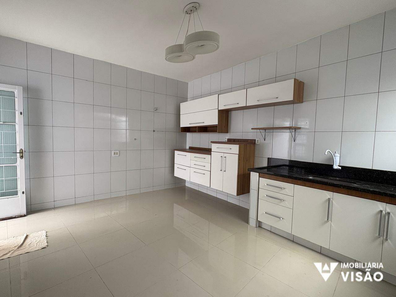 Casa à venda no Mercês: 