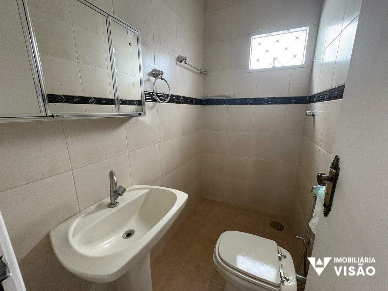Casa à venda no Mercês: 