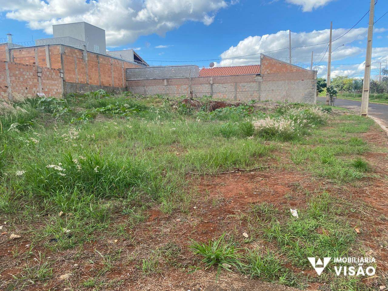 Terreno à venda no Residencial Filinha Mendes: 