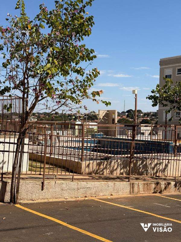 Apartamento à venda no MANOEL MENDES: 