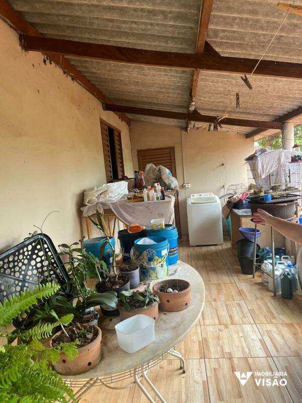 Casa à venda no Núcleo Habitacional Silvério Cartafina: 