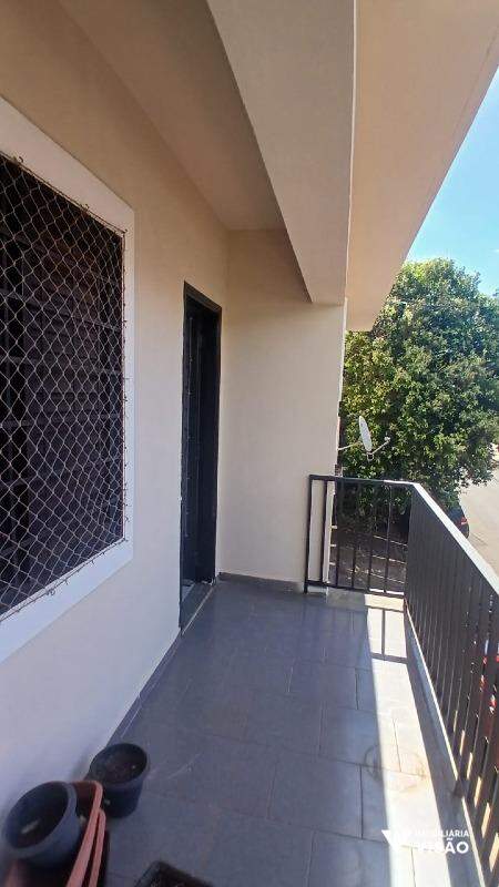 Casa para aluguel no Centro: 