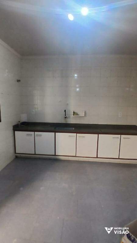Casa para aluguel no Centro: 