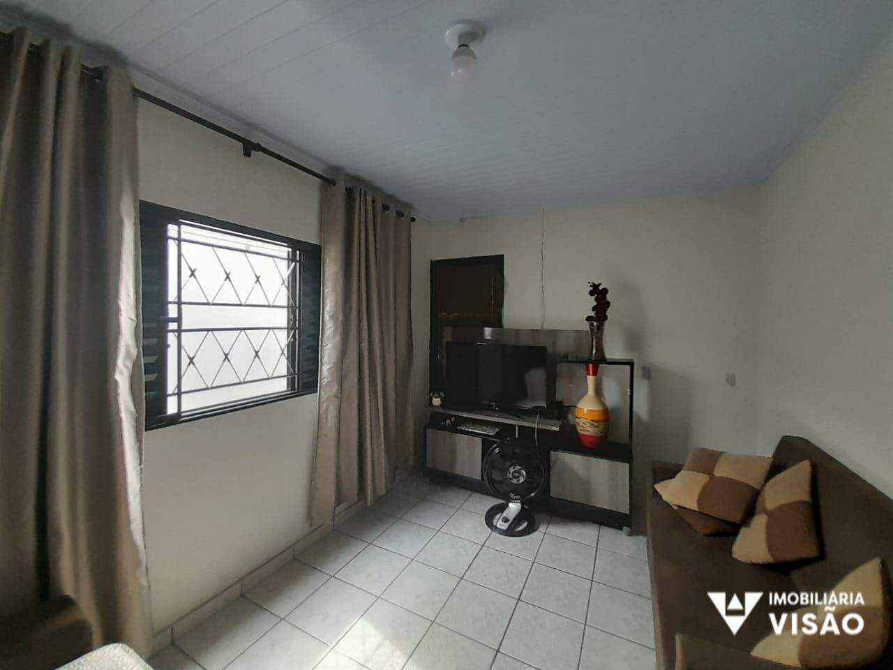 Casa à venda no Conjunto Chica Ferreira: 