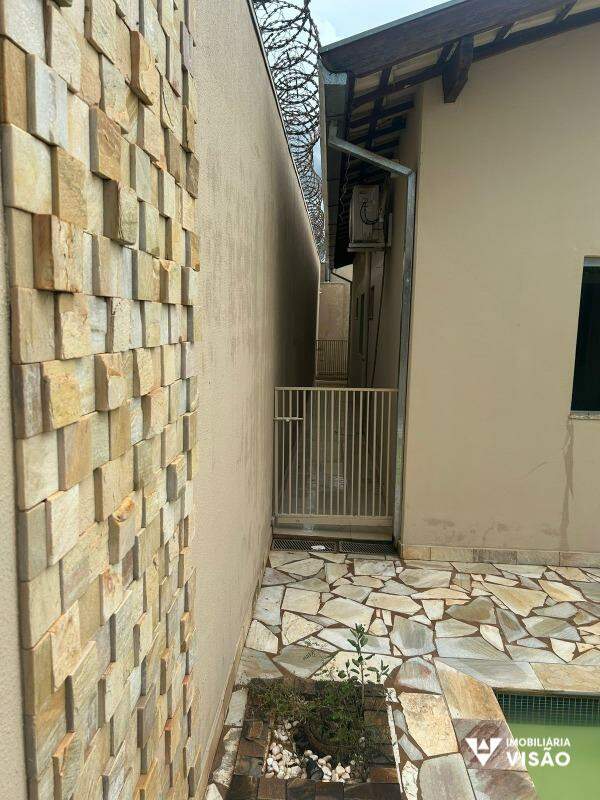 Casa à venda no Jardim Itália II: 