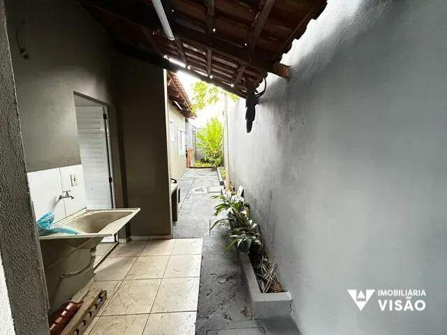 Casa à venda no Portal Beija Flor: 