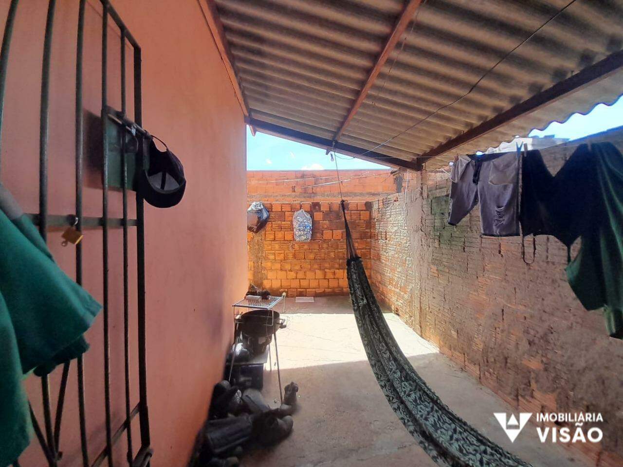 Casa à venda no Conjunto Chica Ferreira: 