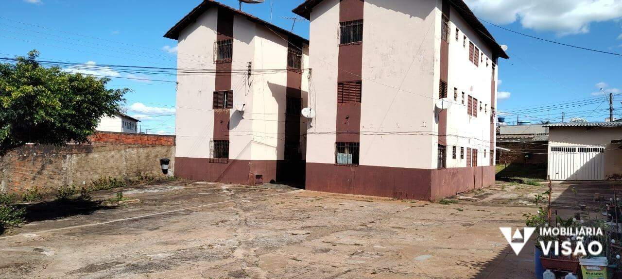 Apartamento à venda no CONJUNTO MARGARIDA ROSA DE AZEVEDO: 