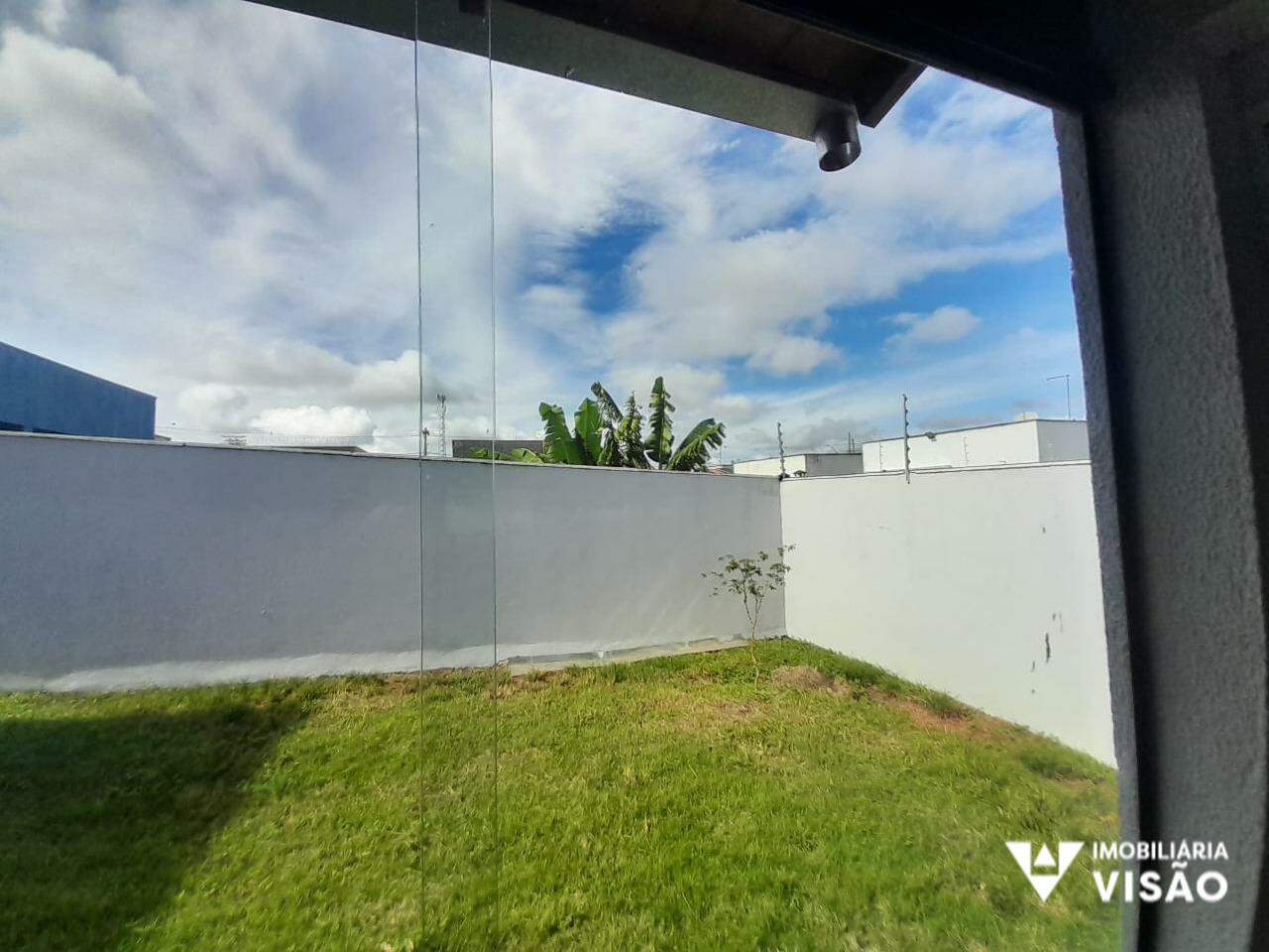 Casa à venda no Parque das Laranjeiras II: 