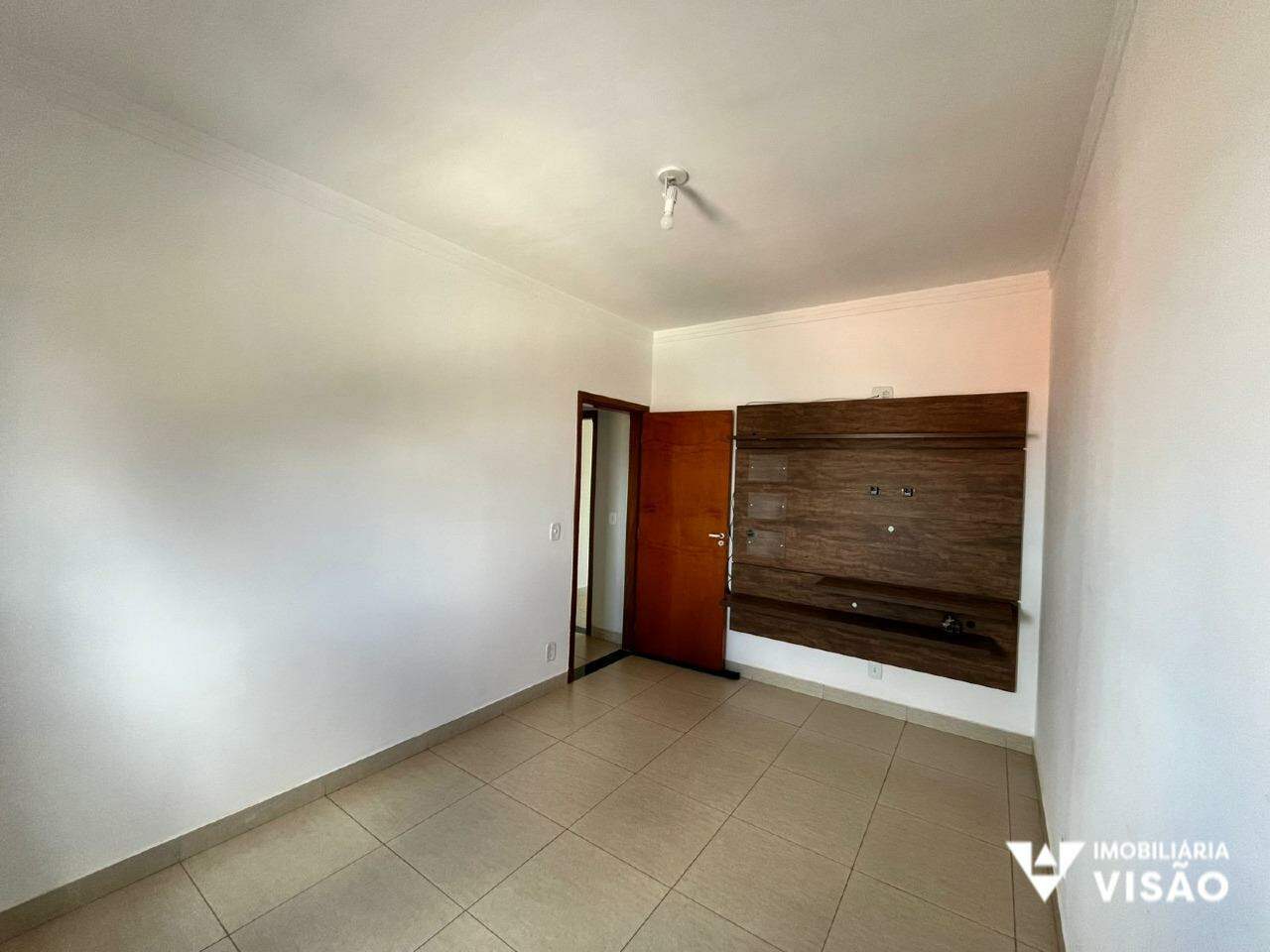 Apartamento para aluguel no Conjunto Manoel Mendes: 