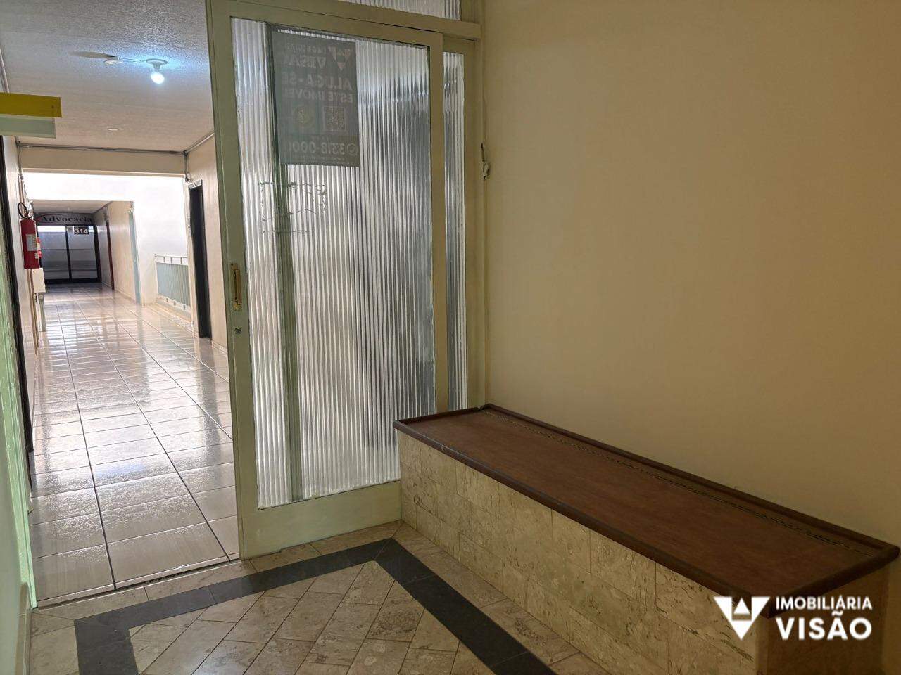 Sala para aluguel no Centro: 