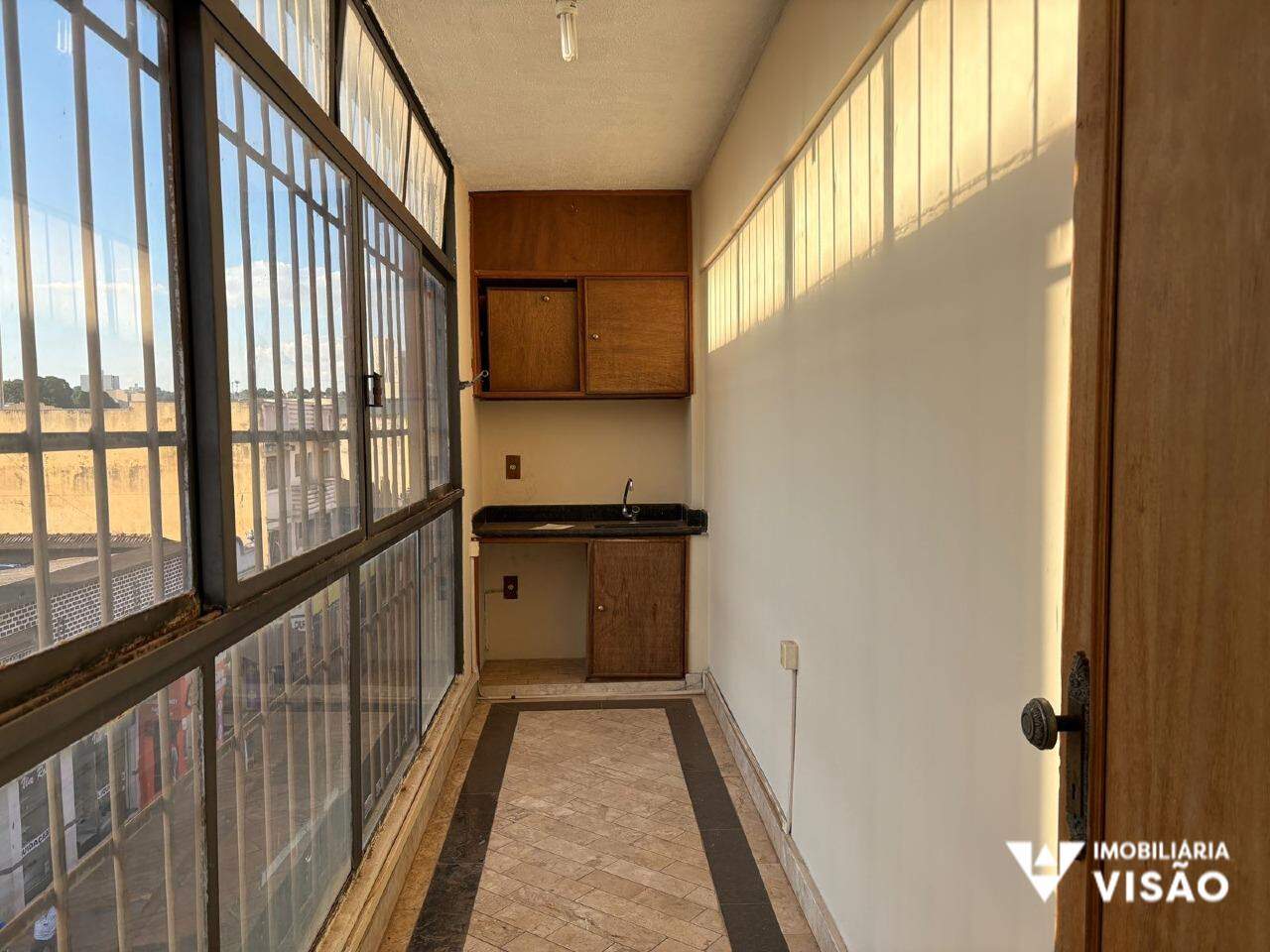 Sala para aluguel no Centro: 