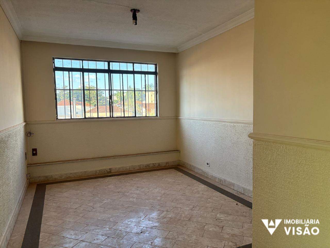 Sala para aluguel no Centro: 