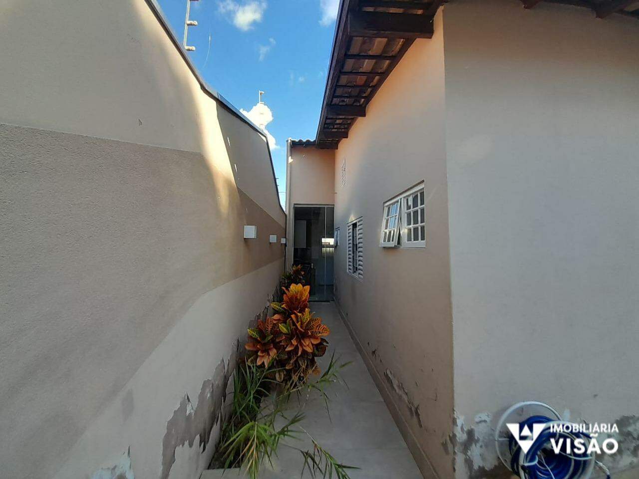 Casa para aluguel no Conjunto Pontal: 