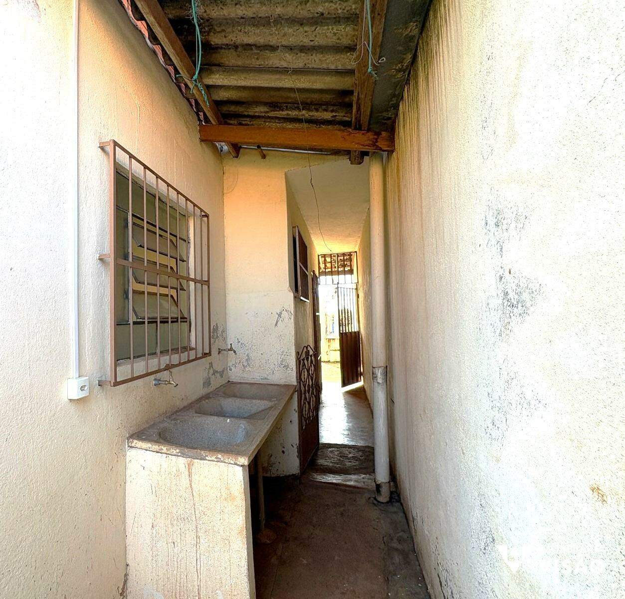 Casa à venda no Conjunto Uberaba: 