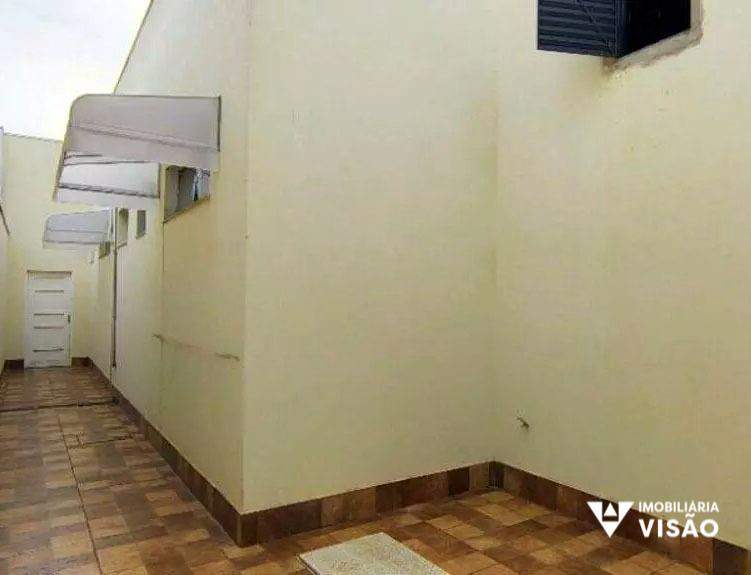 Ponto Comercial para aluguel no Amoroso Costa: 