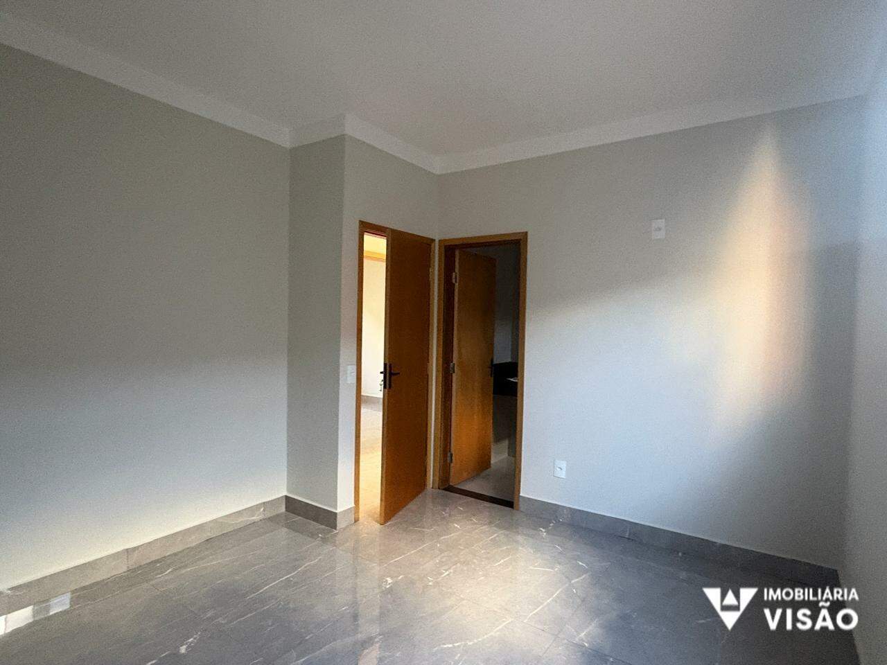 Casa à venda no Jardim Itália II: 