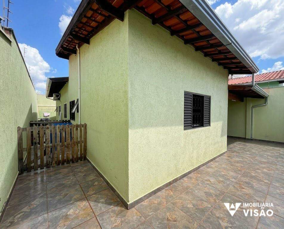 Casa à venda no BeijaFlor II: 
