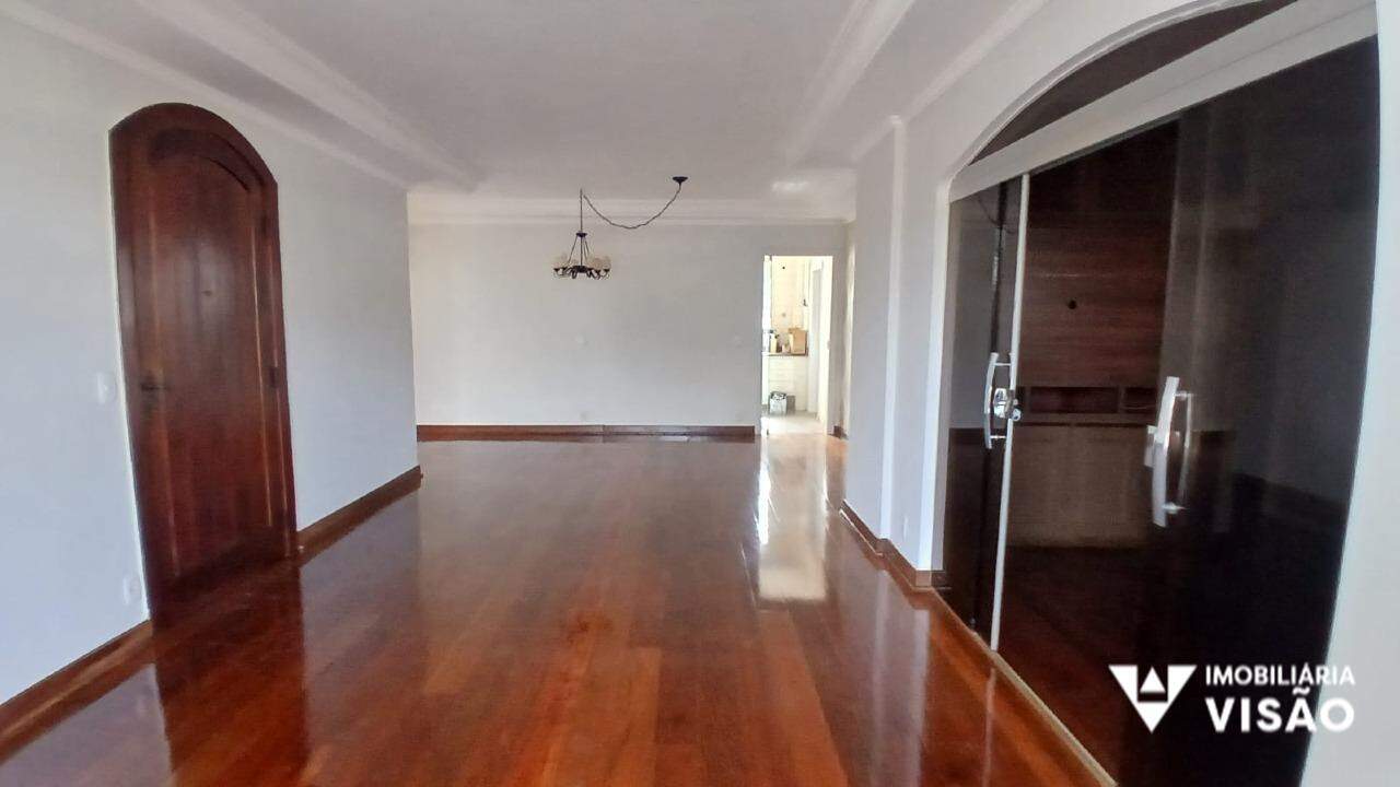 Apartamento para aluguel no Centro: 